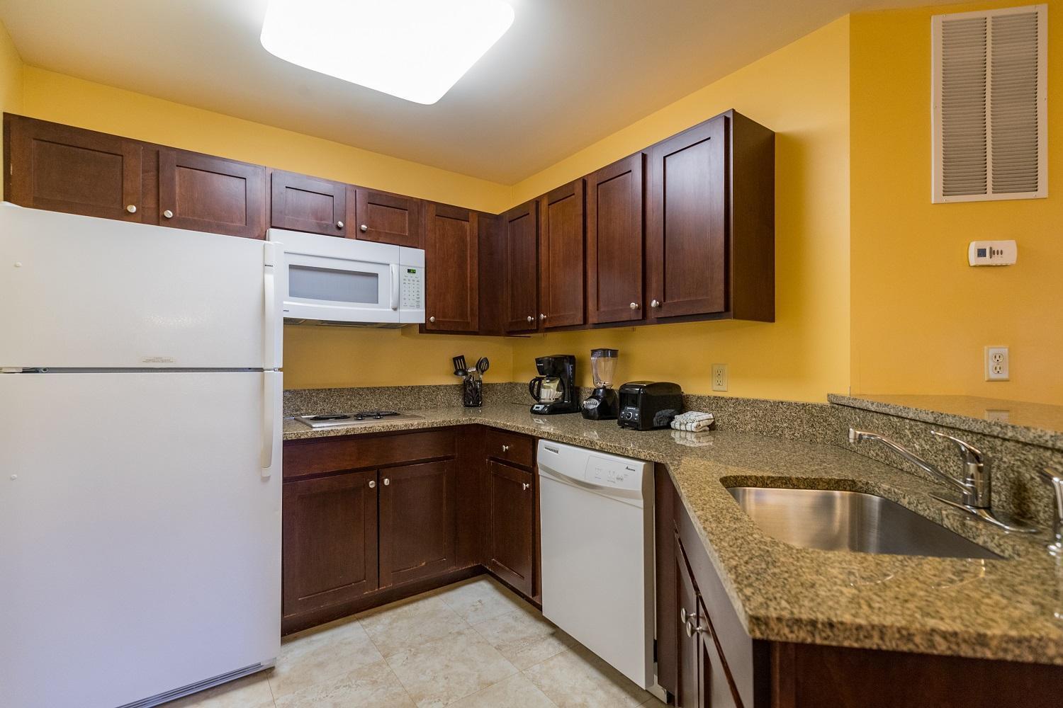 Vacation Village In The Berkshires Hancock Quarto foto A typical kitchen in a Residence Inn